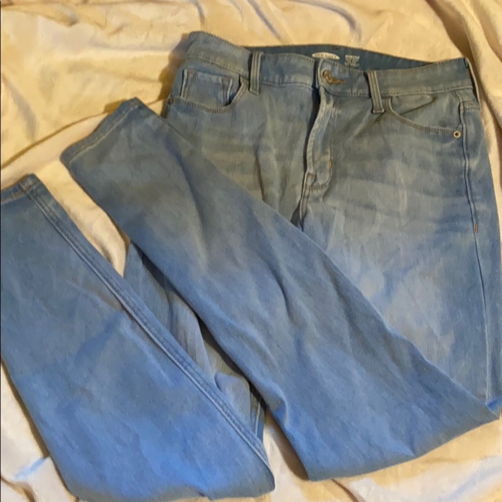 Light wash old navy jeans